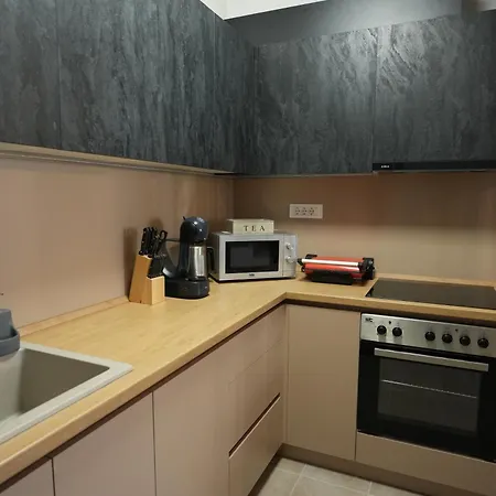 Modern & Luxe Getaway ~ Parking *