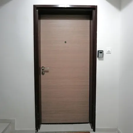 Modern & Luxe Getaway ~ Parking *