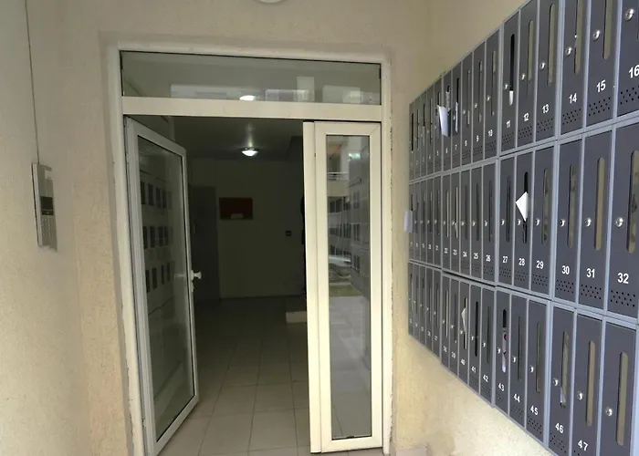 Modern & Luxe Getaway ~ Parking *